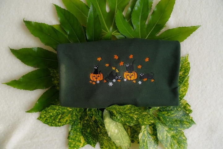 Halloween Black Cat Embroidered Sweatshirt
